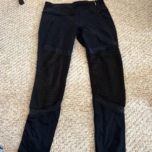 Calia by Carrie Underwood yoga pants